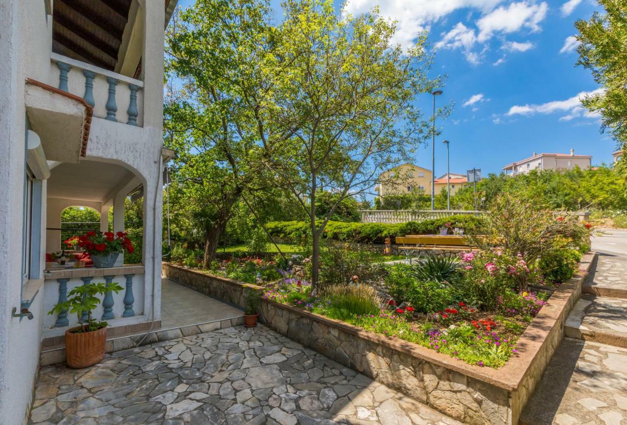 Apartments Marica Novi Vinodolski Exterior foto